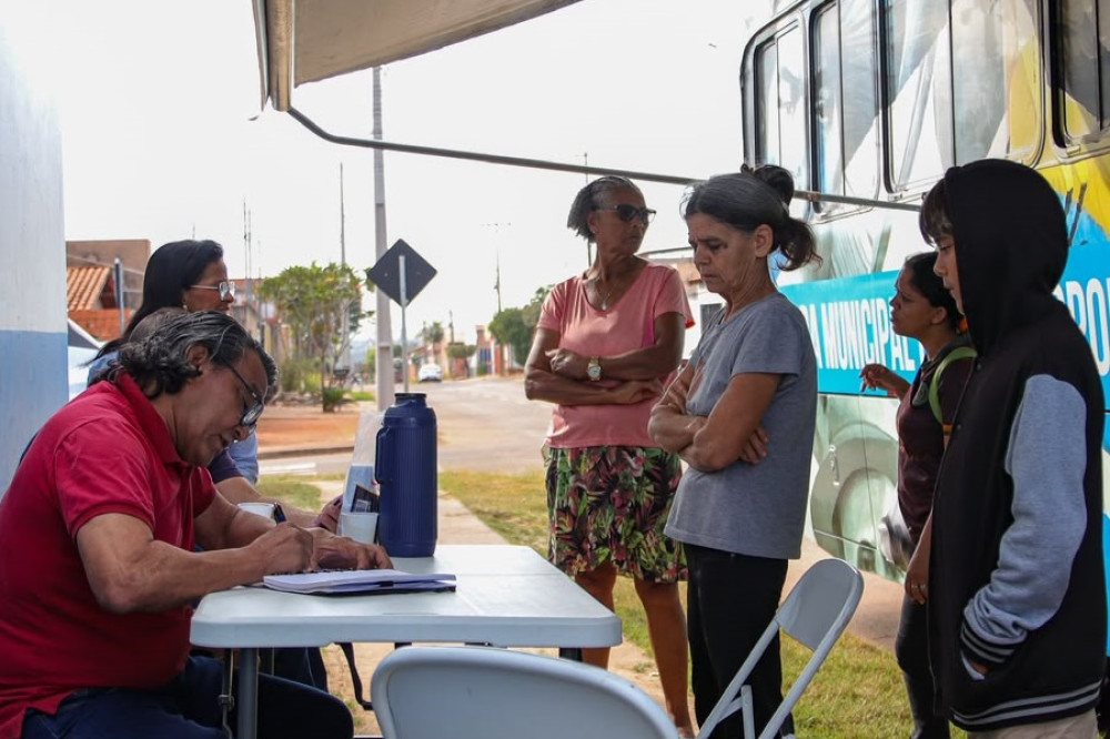 Câmara Itinerante leva atendimento ao Jardim Serra Dourada e recebe demandas da população
