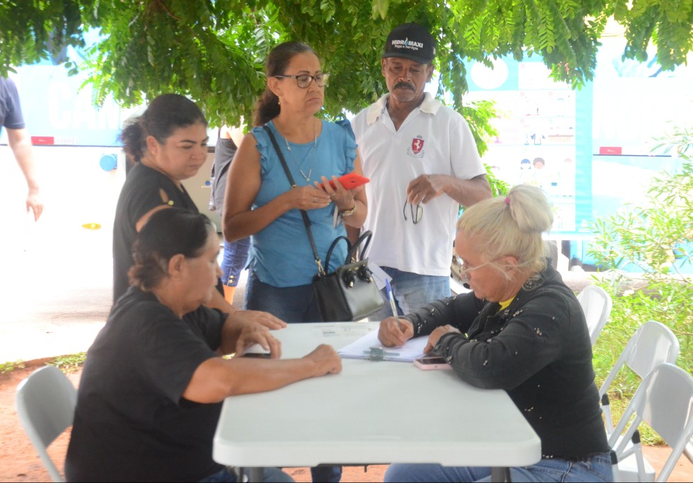 Câmara Itinerante recebe moradores no Residencial Azaleia 